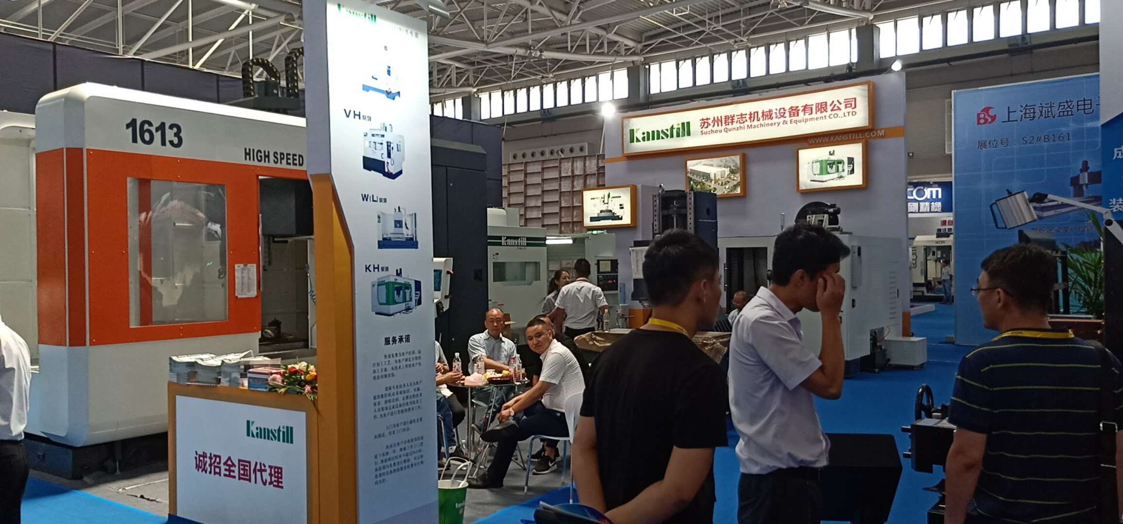 群志公司參加2018年8.2-8.6在青島舉辦的國(guó)際機(jī)床展覽會(huì)，現(xiàn)場(chǎng)簽單數(shù)臺(tái)，收獲頗豐